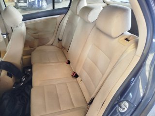 Volkswagen Golf 2004
