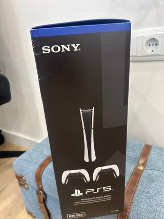 PlayStation 5 Nueva y Precintada