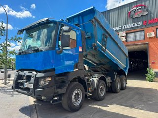 Renault T520 8x4 Camión Volquete
