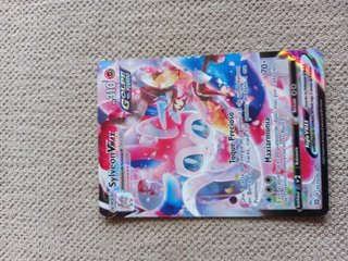 Carta Pokémon Sylveon VMAX TG15/TG30