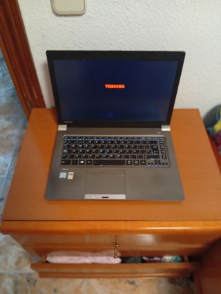 Portátil Toshiba Tecra Z40 Gris