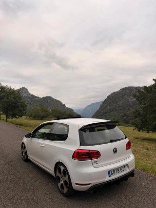Volkswagen Golf GTI VI akrapovic
