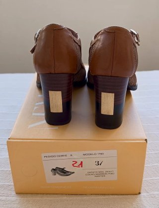 Zapatos Nemonic Marrones Talla 37