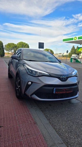 Toyota C-HR Dynamic