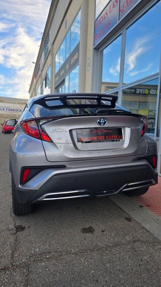 Toyota C-HR Dynamic