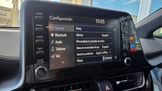 Toyota C-HR Dynamic