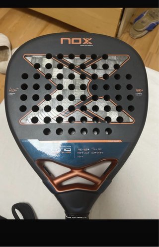 Pala de pádel NOX 18K+ Carbono