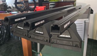 3 Barras de techo Rhino Rack