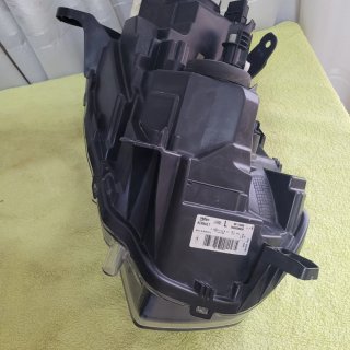 Faros Dacia Logan