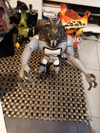 Ben 10 Cruiser Heatblast P B Benwolf Ghostfreak