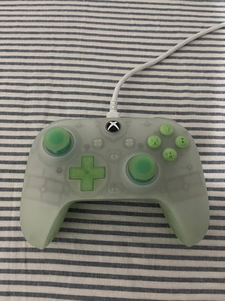 Xbox Series S + Mando 8BitDo + Auriculares oficial