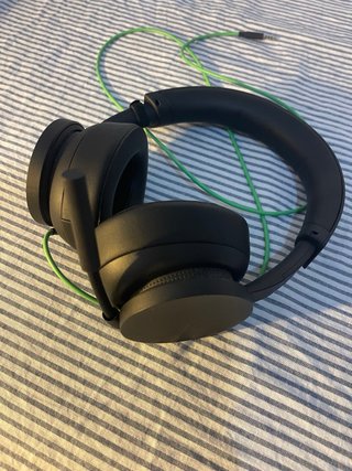 Xbox Series S + Mando 8BitDo + Auriculares oficial