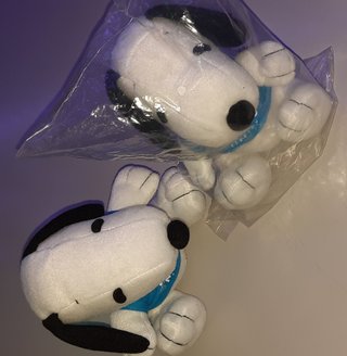 Peluche Snoopy Stadium – Nuovo, Sigillato – 17 cm