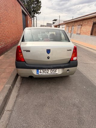 Dacia Logan 2005
