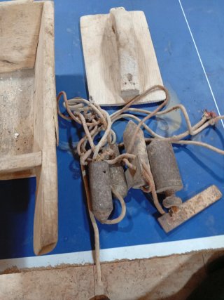 Gabeta Yesero y Plomadas Antiguas