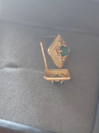 Pendientes con esmeraldas
