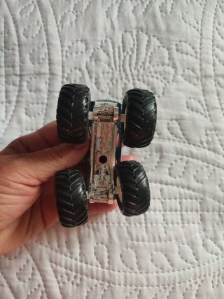 Camión Hot Wheels Monster Truck Bigfoot Azul
