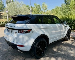 Range Rover Evoque 2.2SD4 190CV Black Design