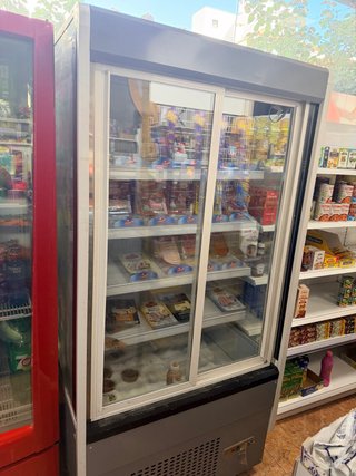 Nevera charcutería refrigerada