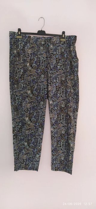 Pantalón de verano estampado