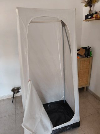 Armario auxiliar camping IKEA VUKU blanco