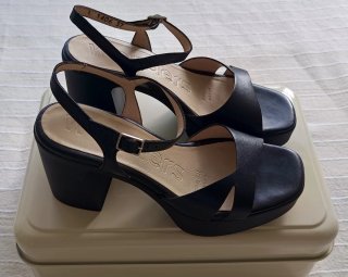 Sandalias Wonders Negras Talla 37