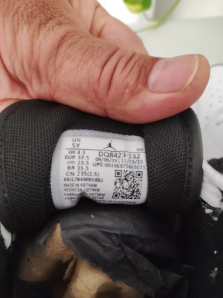 Nike Air Jordan 1 Mid Blancas Talla 37.5