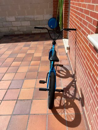 Bicicleta BMX Azul
