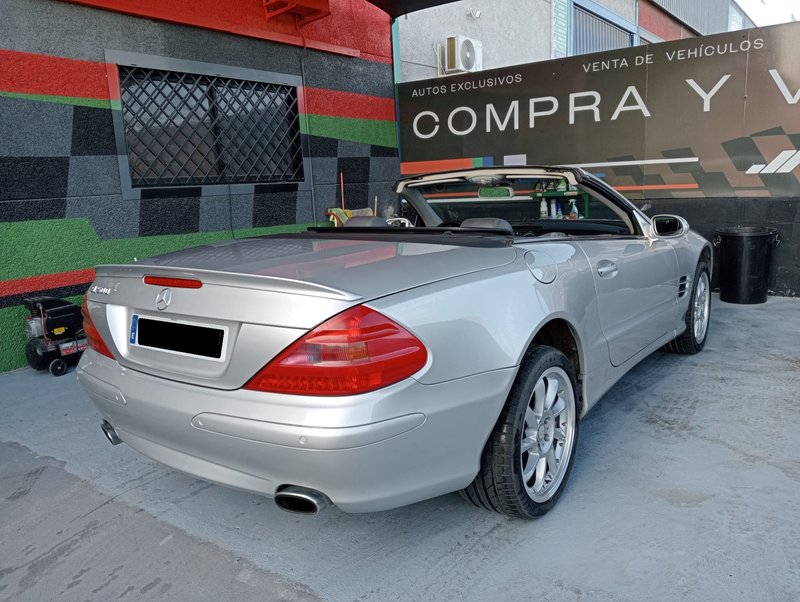 Mercedes-Benz SL 2002, foto 2