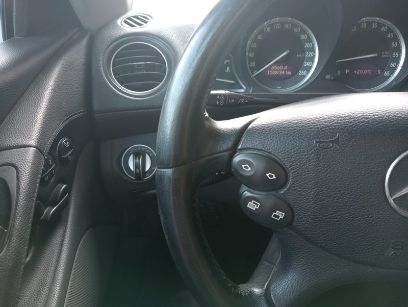 Mercedes-Benz SL 2002, foto 9