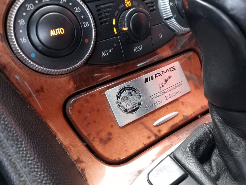 Mercedes-Benz SL 2002, foto 12