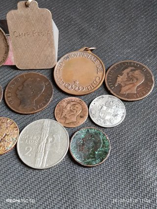 ✳️Lote monedas y medallas antiguas Italia WW2