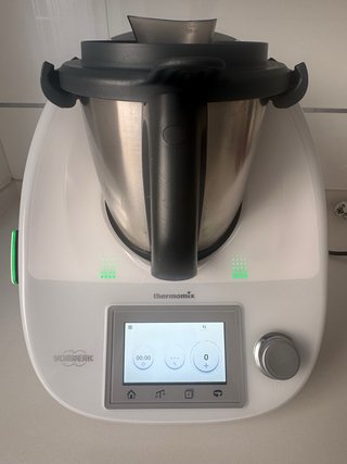 Thermomix TM5 + 2 vasos + bolsa