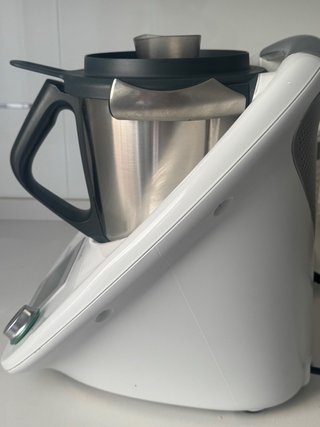 Thermomix TM5 + 2 vasos + bolsa
