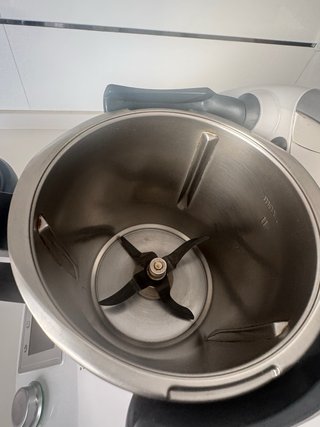 Thermomix TM5 + 2 vasos + bolsa