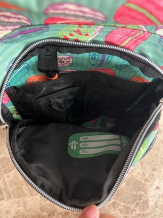 Mochila Totto con ruedas y dibujo macarrón