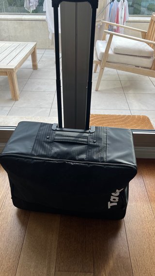 Tacx Neo 2T + Alfombra + mesa + maleta