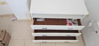 Mueble de salón blanco