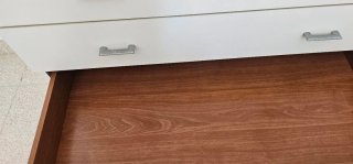 Mueble de salón blanco