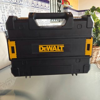 Maletin Nivel Laser DeWalt con Accesorios