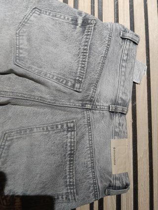 Pantalón vaquero mujer gris desgastado T.32