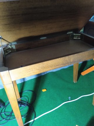 Mesa abatible de madera