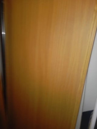 Puertas correderas para armario.