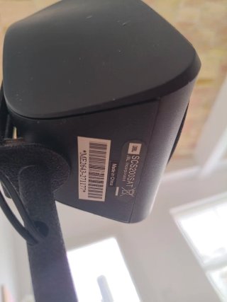 Altavoces JBL para sonido envolvente