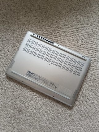ASUS VivoBook Ryzen 7 Nuevo + Factura