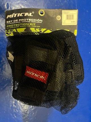 Patines Seba FR2 80 2015 con protecciones y bolsa