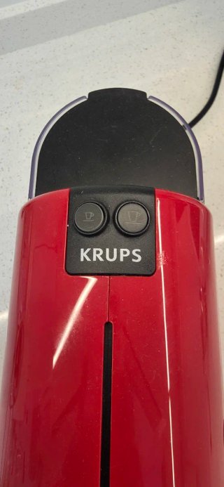 Cafetera KRUPS Nespresso Roja