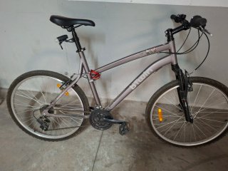 Bicicleta de Montaña Btwin Gris
