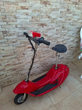 Patinete Eléctrico Coca Cola Rojo