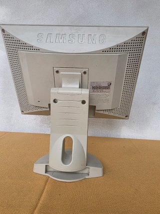 Monitor Samsung SyncMaster 151s Beige